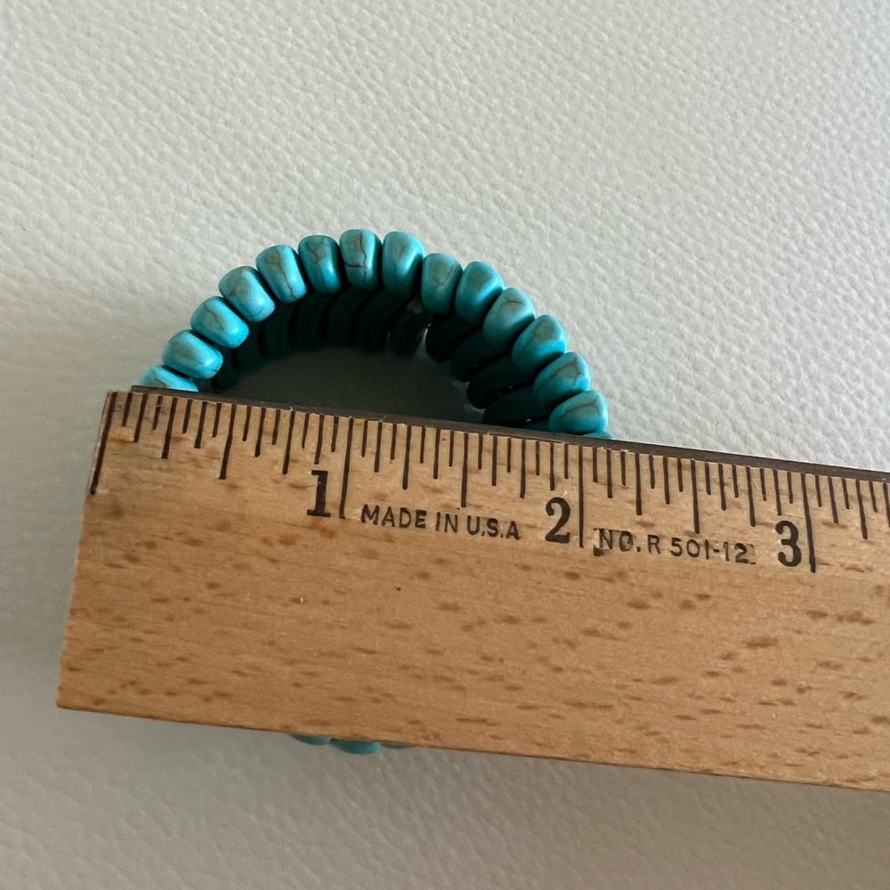 Turquoise stretch bracelet - Picture 4 of 5